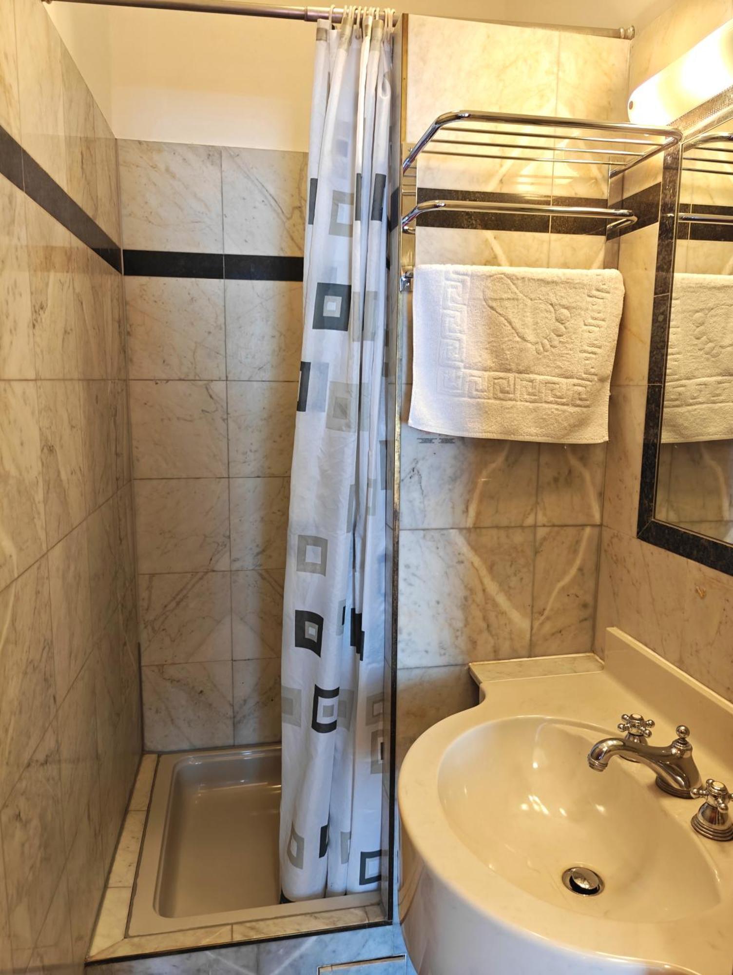 Hotel Viktoria 비엔나 객실 사진