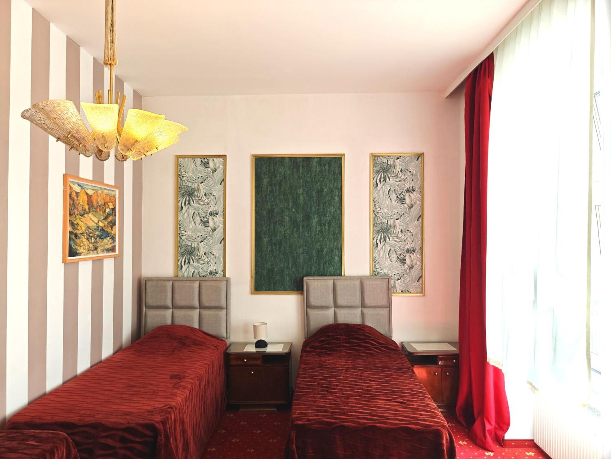 Hotel Viktoria 비엔나 외부 사진
