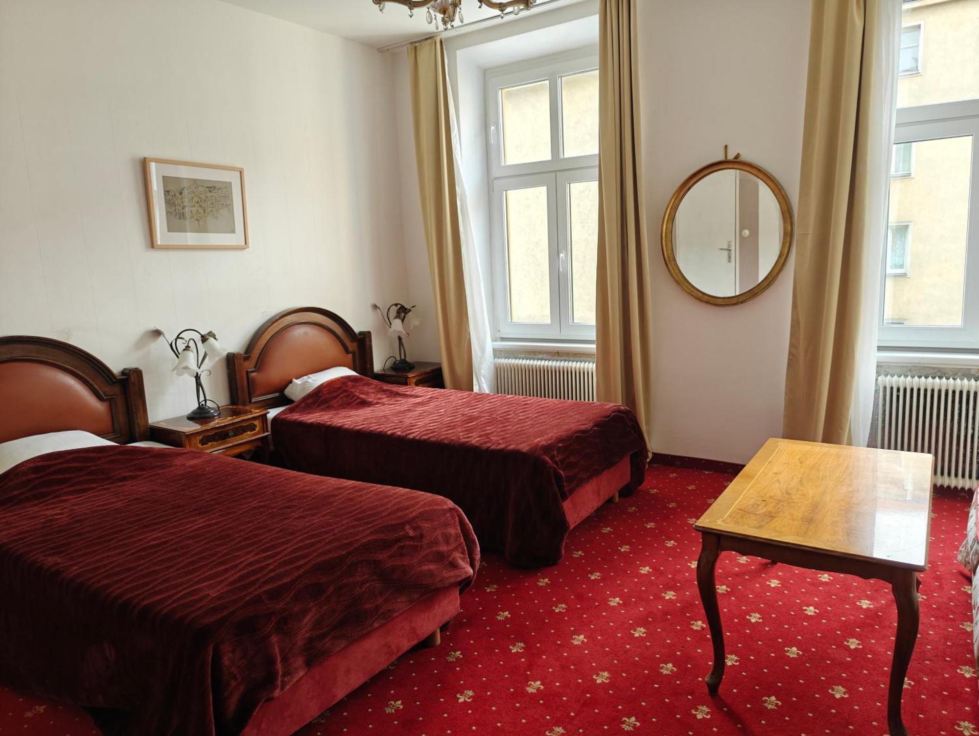 Hotel Viktoria 비엔나 외부 사진