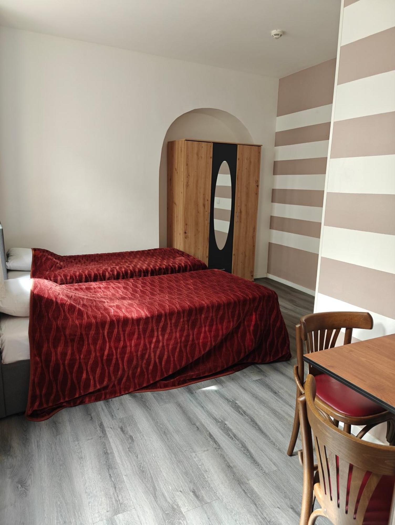 Hotel Viktoria 비엔나 외부 사진